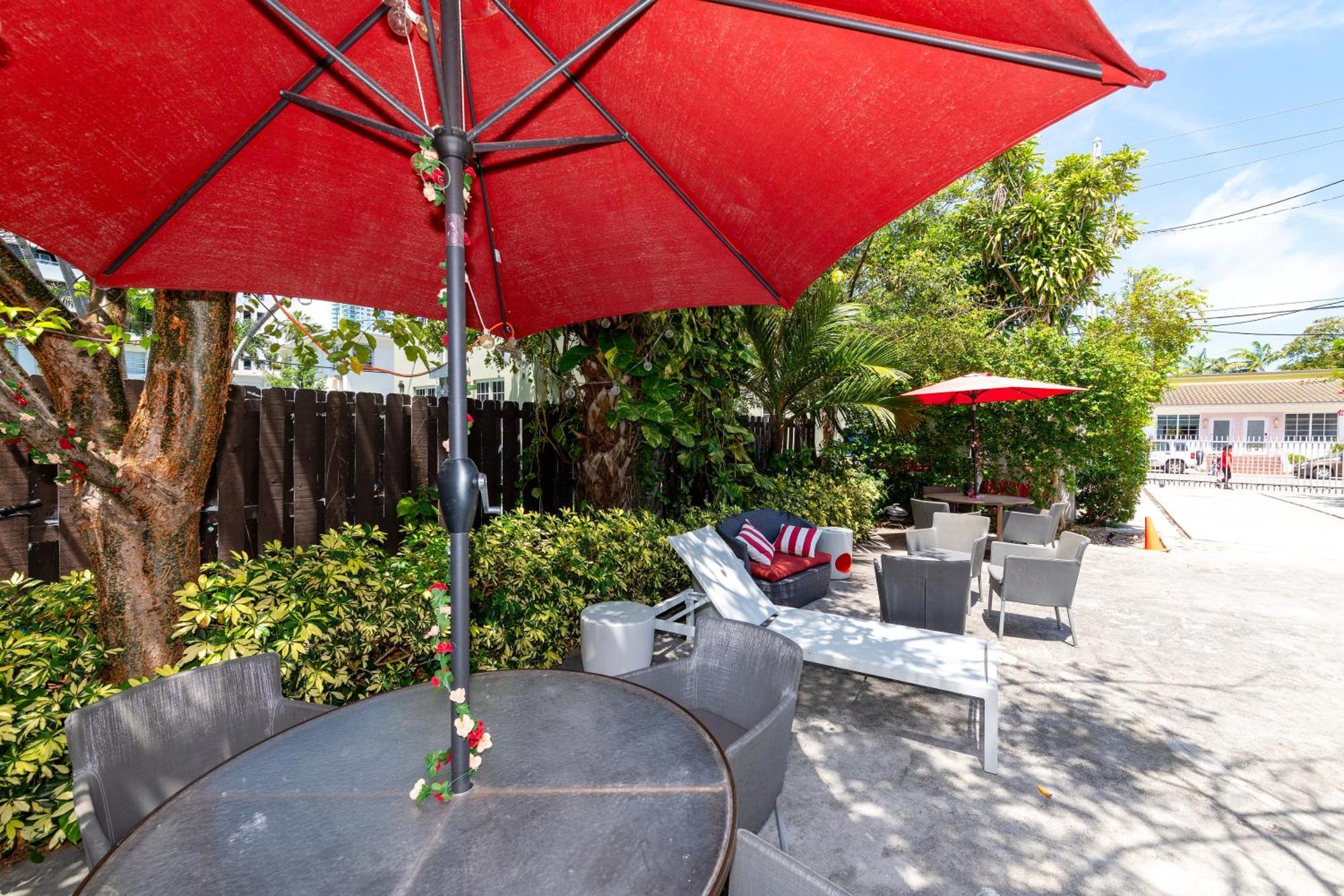 Sunny Days Apartments Miami Beach Exteriör bild